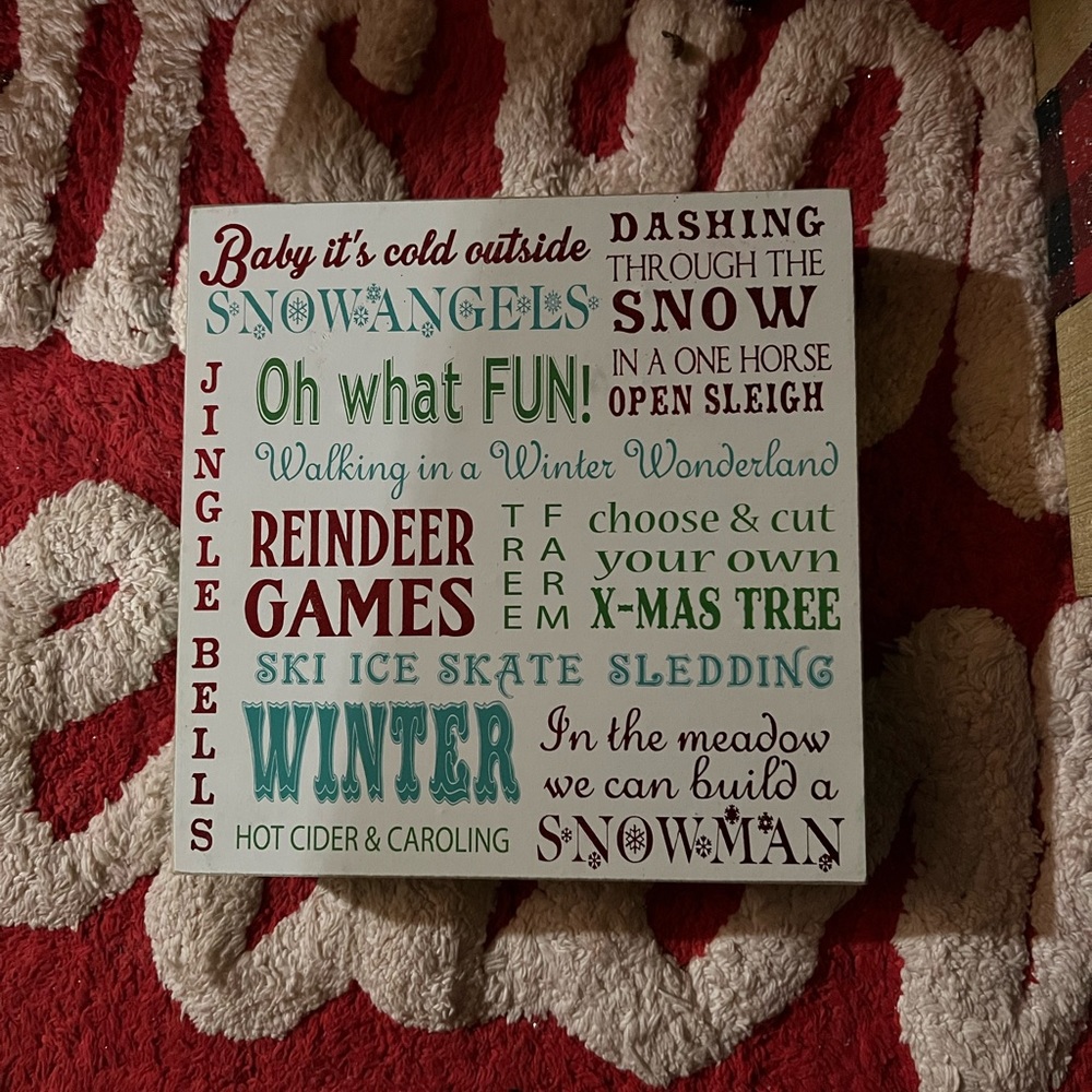 HOLIDAY BOX SIGN